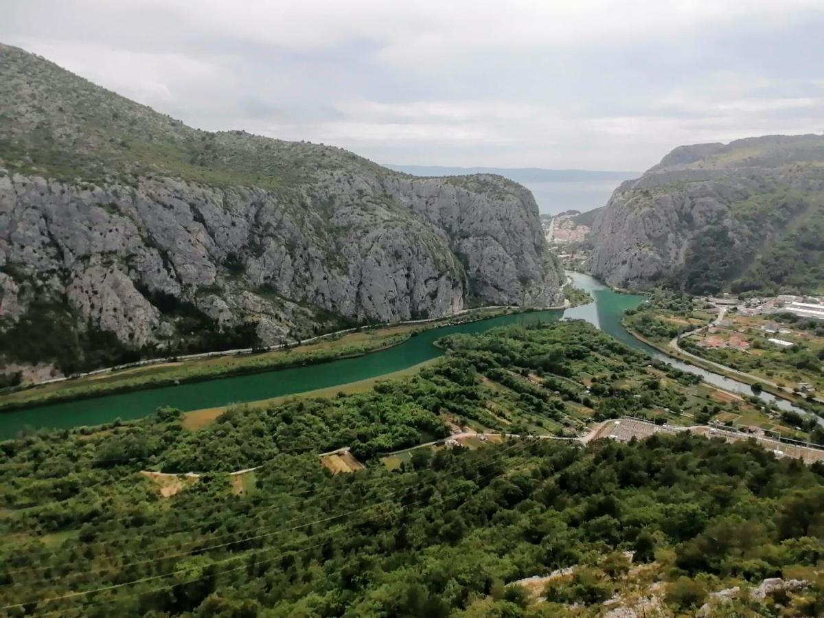 Apartment Sodan 72 Omiš Екстериор снимка