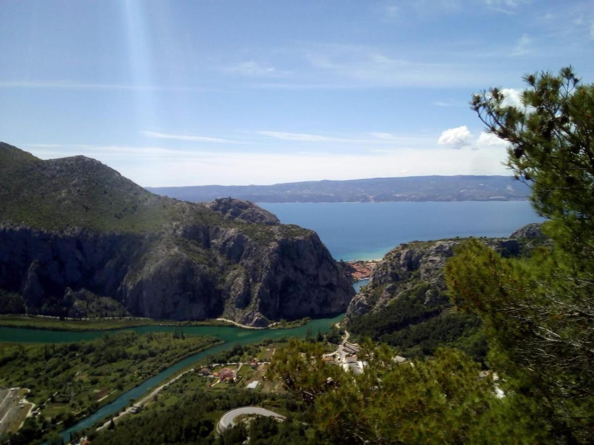 Apartment Sodan 72 Omiš Екстериор снимка